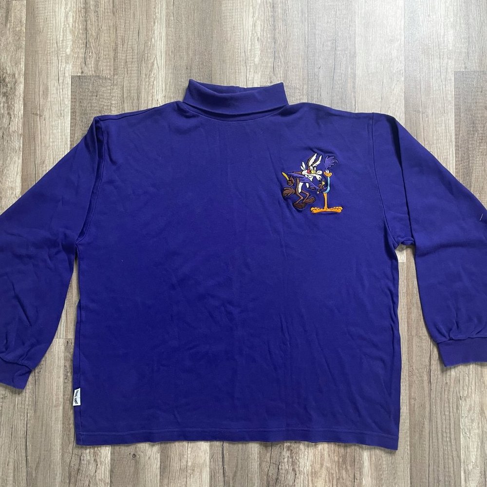 Vintage Looney Tunes Roadrunner Coyote Turtleneck
